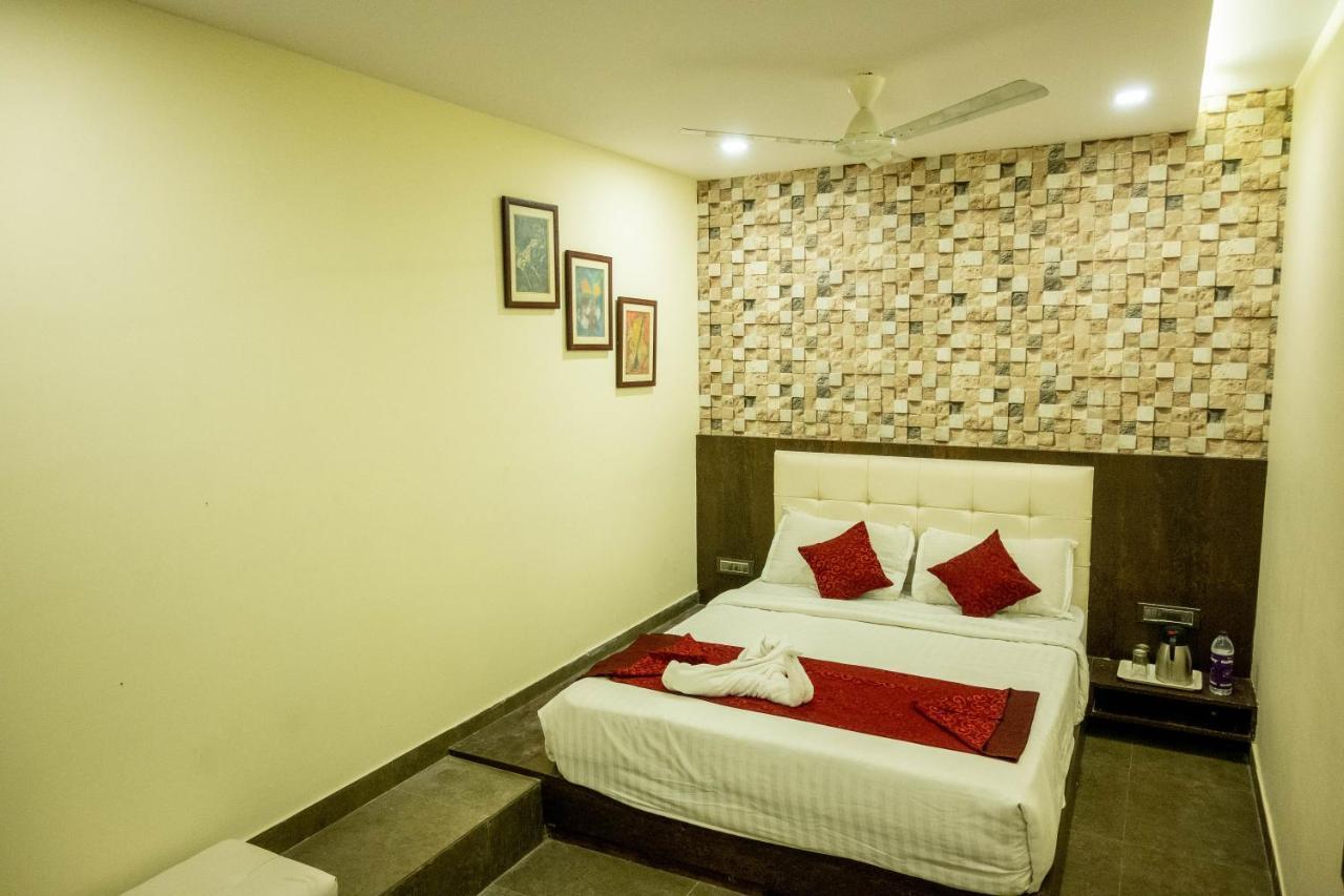 Vinayak Bhavan By Vinayak Hotels Brahmapur Exterior photo