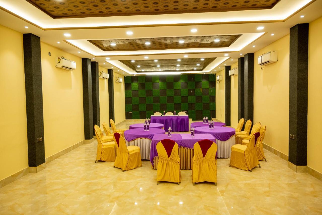 Vinayak Bhavan By Vinayak Hotels Brahmapur Exterior photo