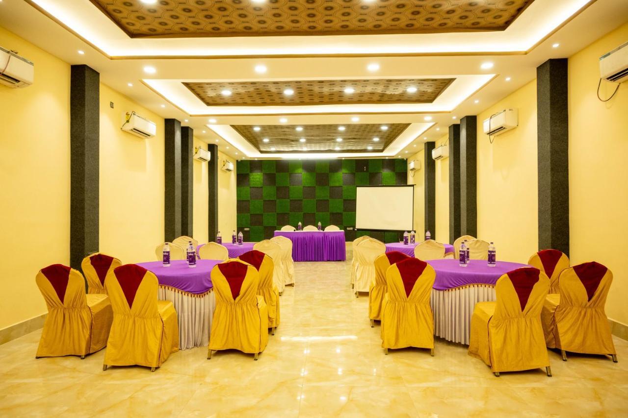 Vinayak Bhavan By Vinayak Hotels Brahmapur Exterior photo