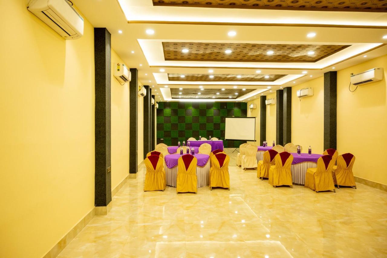 Vinayak Bhavan By Vinayak Hotels Brahmapur Exterior photo