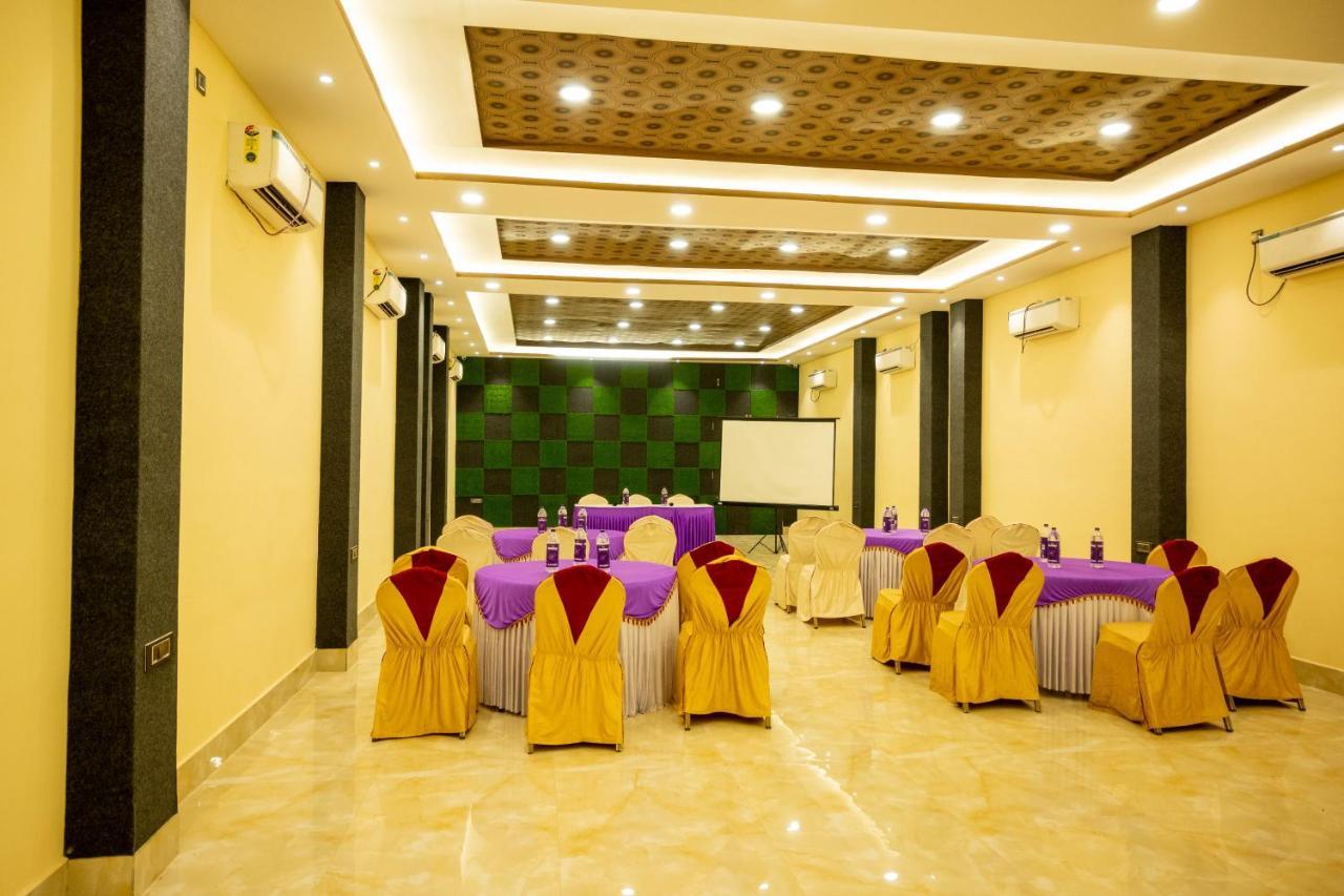Vinayak Bhavan By Vinayak Hotels Brahmapur Exterior photo